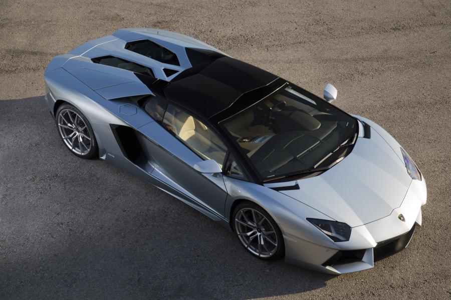  Lamborghini Aventador LP700-4 Roadster 2012 года  (фото 56 из 88)